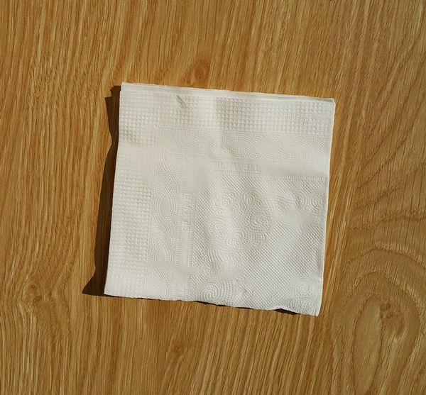 Khăn giấy vuông túi 1kg rất xinh